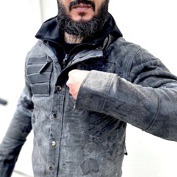 🦊 FOX & VIXEN || HANDMADE VINTAGE || Black Waxed Acid-washed Long Sleeve Jacket - Picture 6 of 16